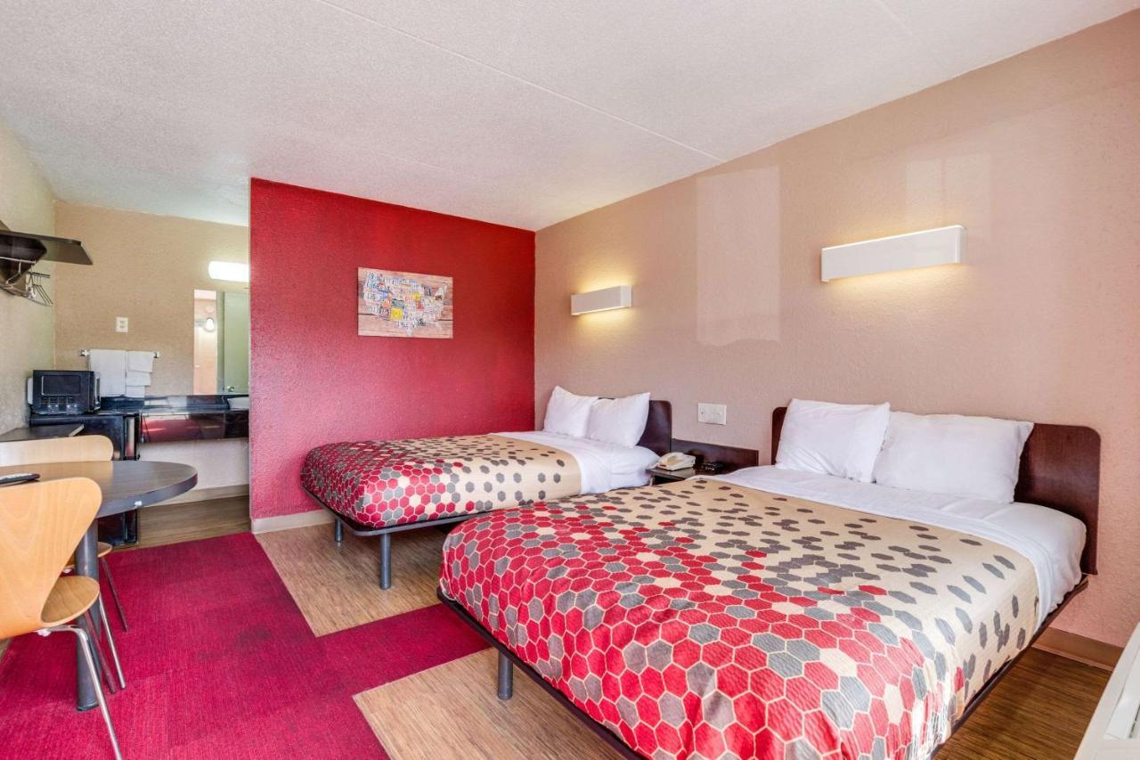 Econo Lodge Inn & Suites تير هوت المظهر الخارجي الصورة